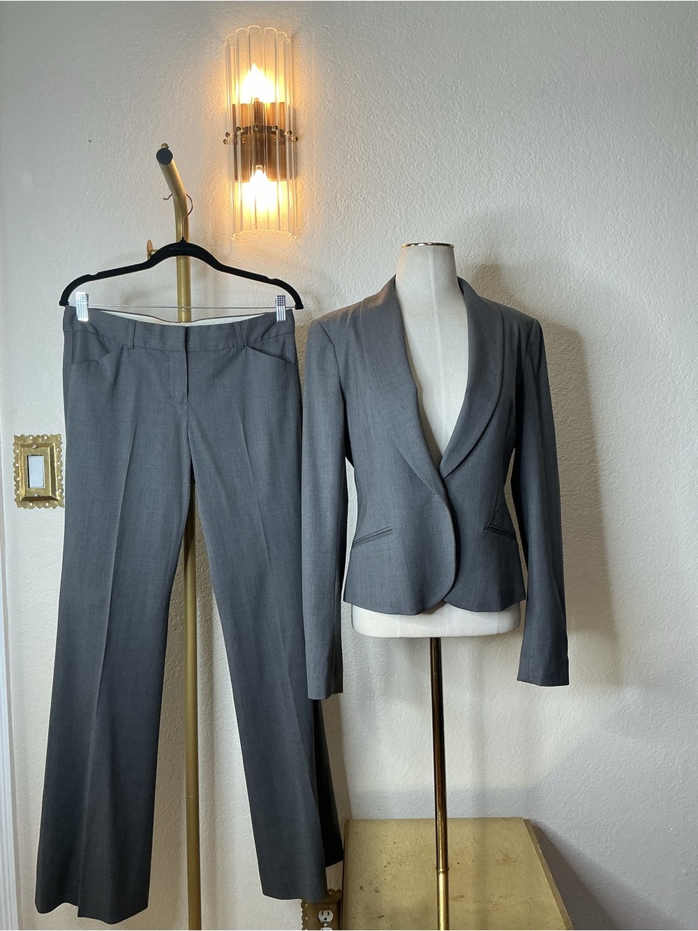 Theory Grey Women's Blazer and Pant Suit